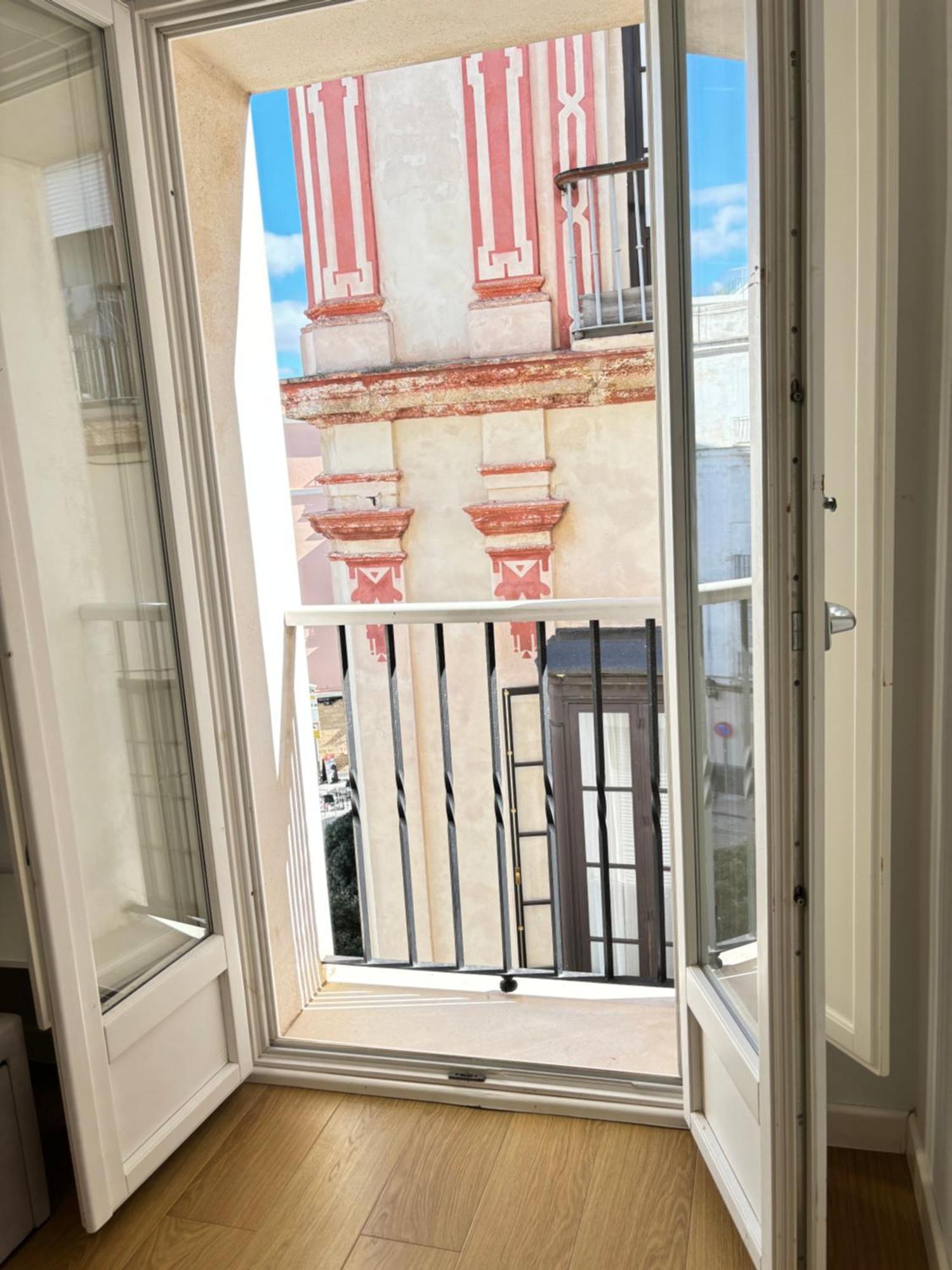 Luminoso Apartamento En El Centro De Cadice Esterno foto